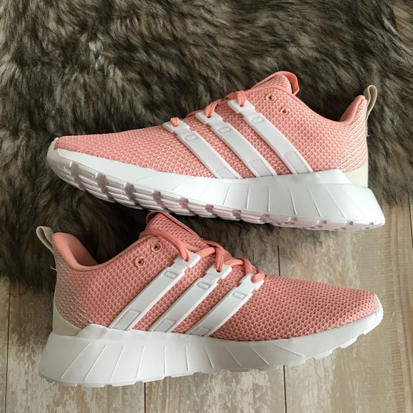 NWT Adidas Women’s Questar Flow - Picture 7 of 8